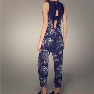 Lululemon Onesie Garden Party Smooth Silver Multi